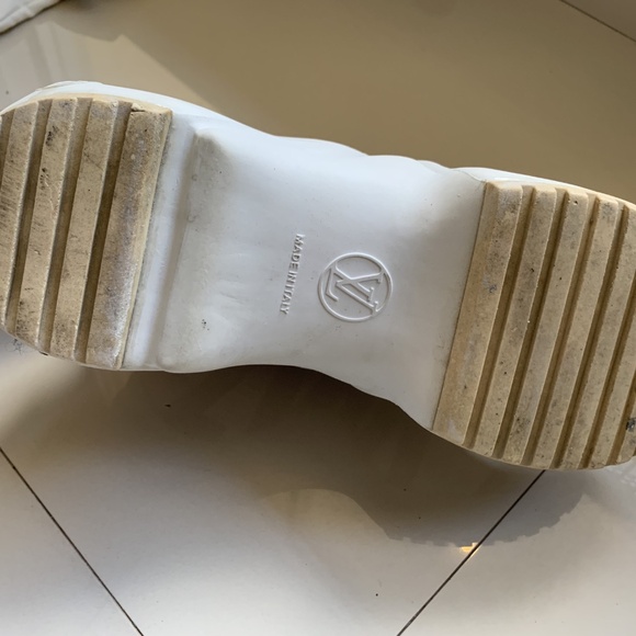 Authentic Louis Vuitton Archlight Sneakers 37 - Picture 13 of 15